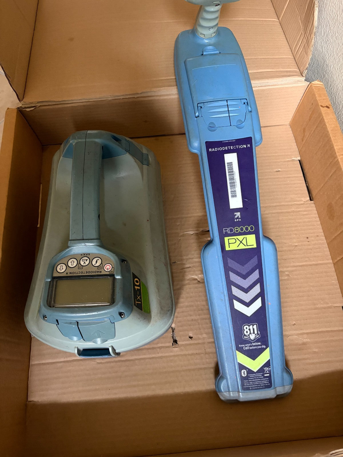 Radiodetection RD8000 PXL Cable and Pipe Locator Wand w/ TX10 Transmitter - actual 1