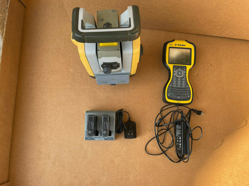 Trimble SPS930 DR Plus 1" / 1 Sec Precision 2.4 GHz Robotic Total Station w/TSC3 - actual 1